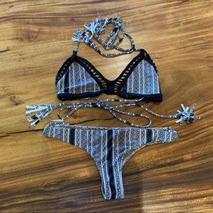 Acacia Polynesia Andy Top & Hookipa Bottom